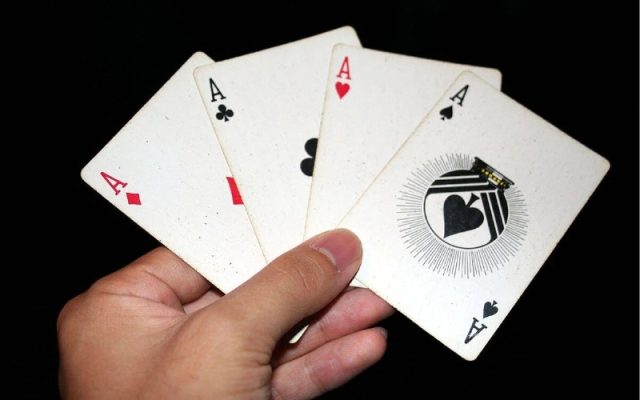 Ý nghĩa của biểu tượng Bích, Chuồn, Rô, Cơ trong đời sống