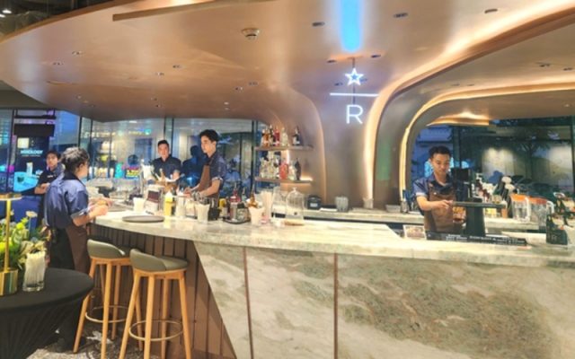 Xu hướng Cafe giải trí tích hợp công nghệ cao thu hút giới trẻ 2026