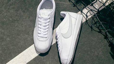 nike-cortez-flyleather